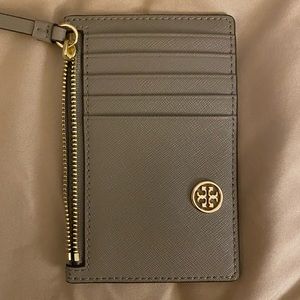 Tory Burch card holder/ wallet . Like new.